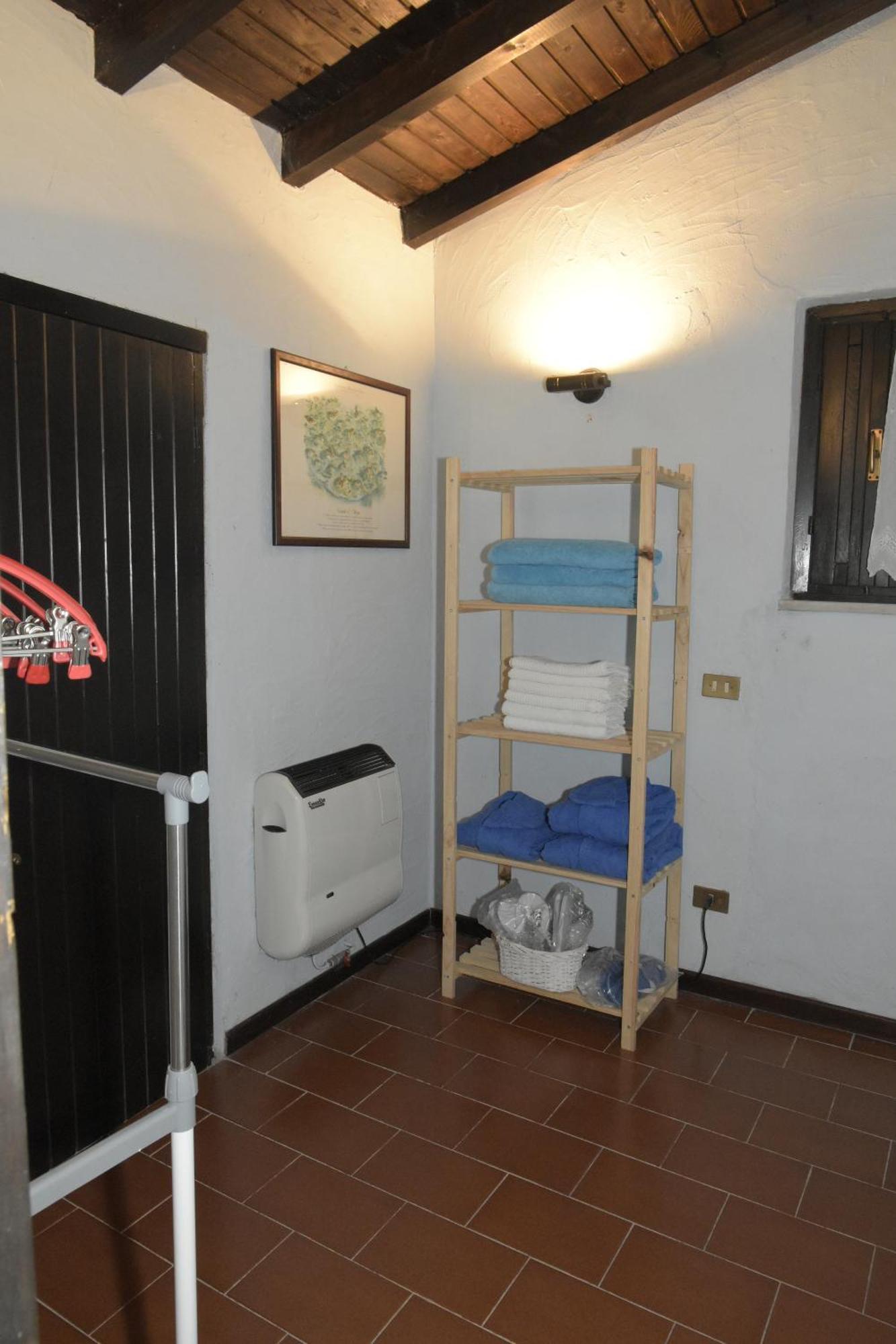 Casavacanzedezza Montecalvo Versiggia Екстериор снимка