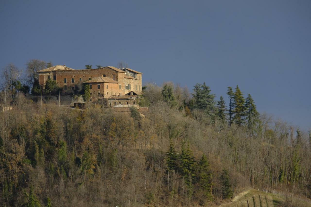 Casavacanzedezza Montecalvo Versiggia Екстериор снимка